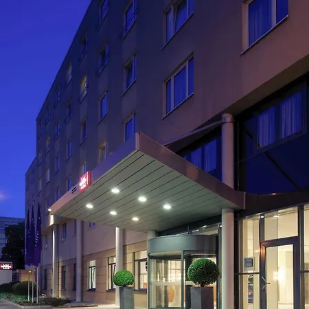 Mercure Am Rathaus 3*